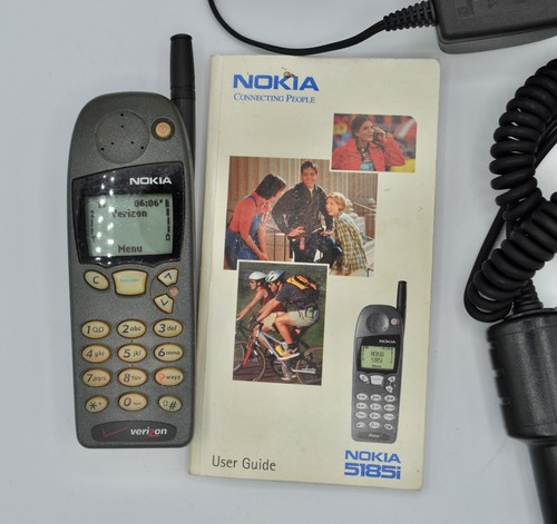 Vintage Nokia 5185i Cellphone with Chargers & Book Works Verizon - Afbeelding 2 van 6