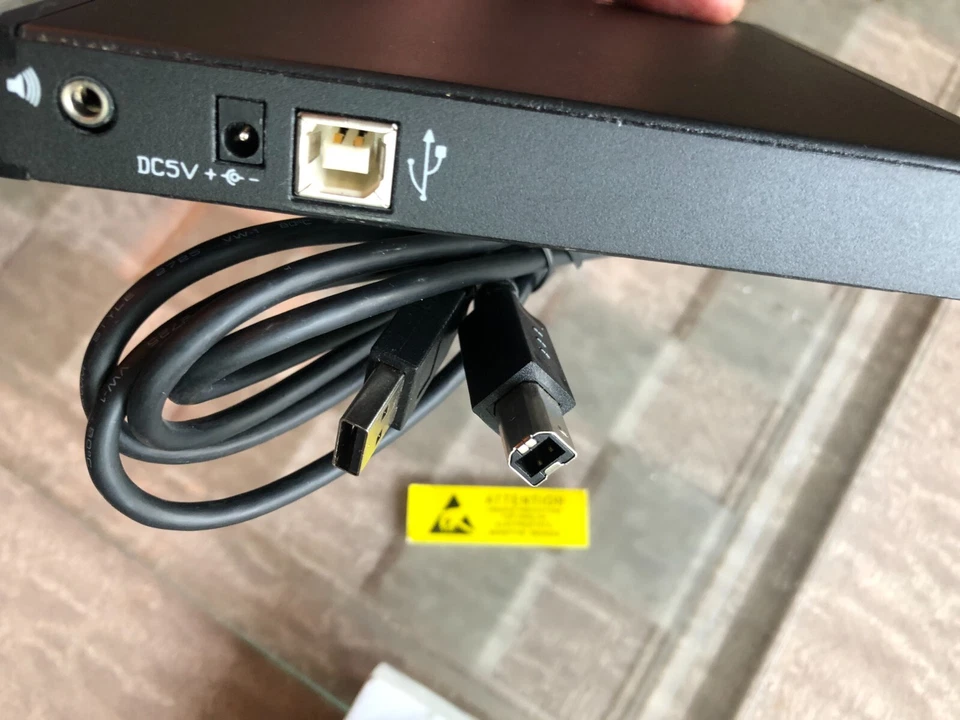 Targus External USB DVD/CD for Mac/PC, Dell Inspiron 13z Laptop - Image 3 of 3