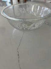 PYREX Clear Nesting Mixing Bowl Colonial Mist White Flower 323  1 Piece
