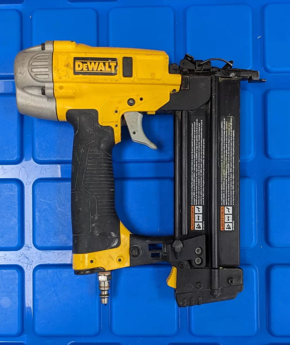 Dewalt pneumatic 2024 brad nailer