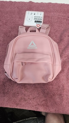 Nuevo Con Etiquetas Reebok Heritage Mochila/Cartera PU, Multiuso, Resistente al Agua  - Imagen 1 de 10