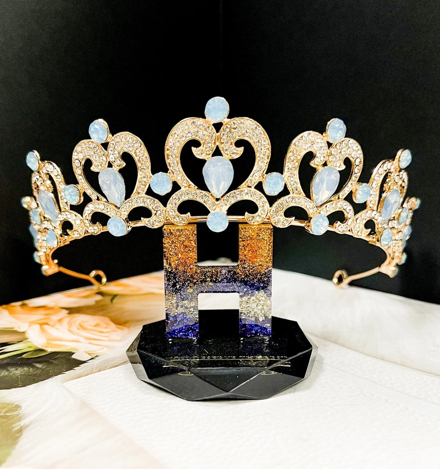 Sapphire Rhinestone Tiara. Girl's Gold tiara, Heart shape tiara, Princess tiara - Image 4 of 4