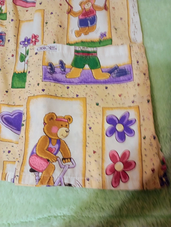 Cherokee Scrub Top women xl - Image 2 of 4