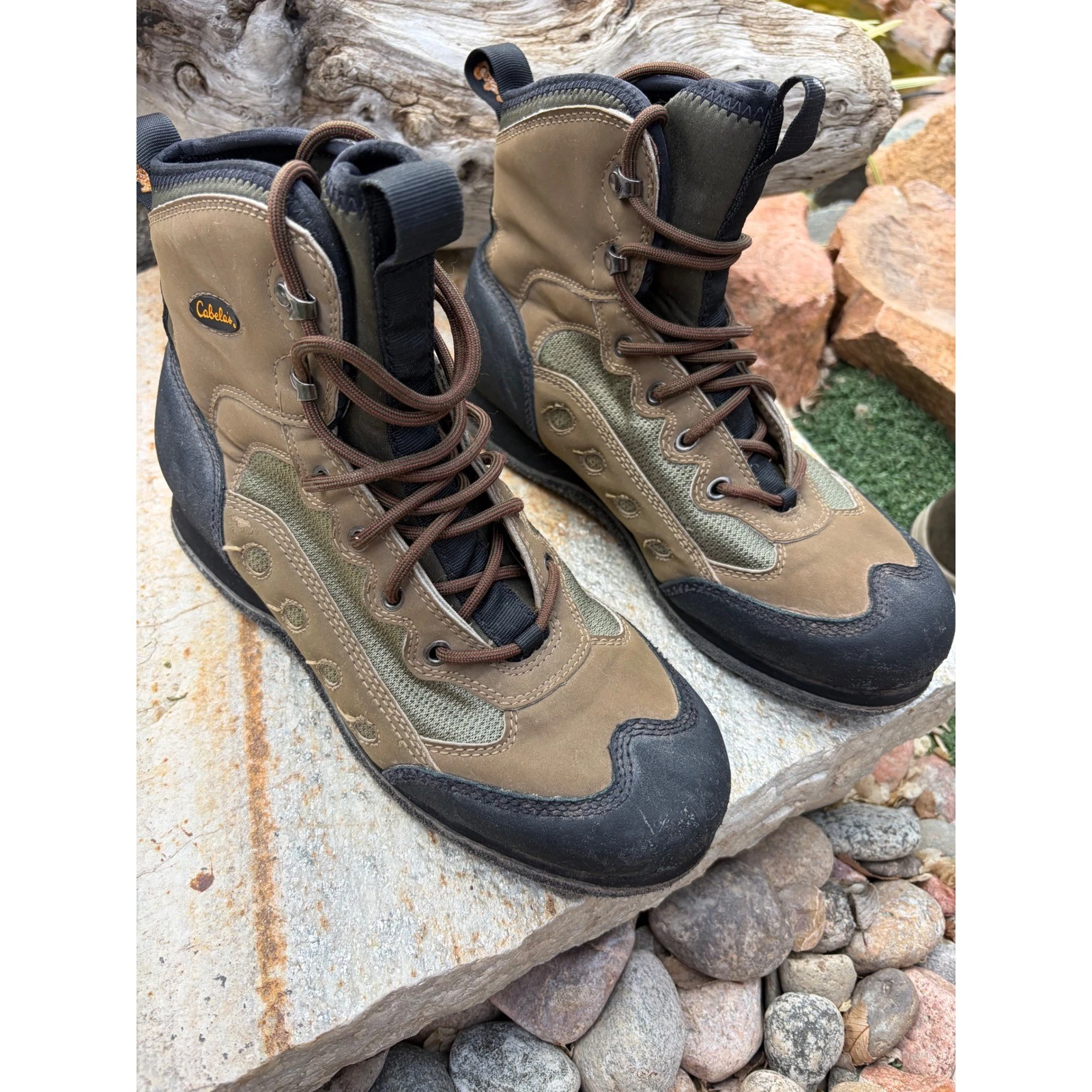 Cabelas Ultralight Wading Boots Mens 8 D Felt Sole Fly Fishing Brown 83-0519