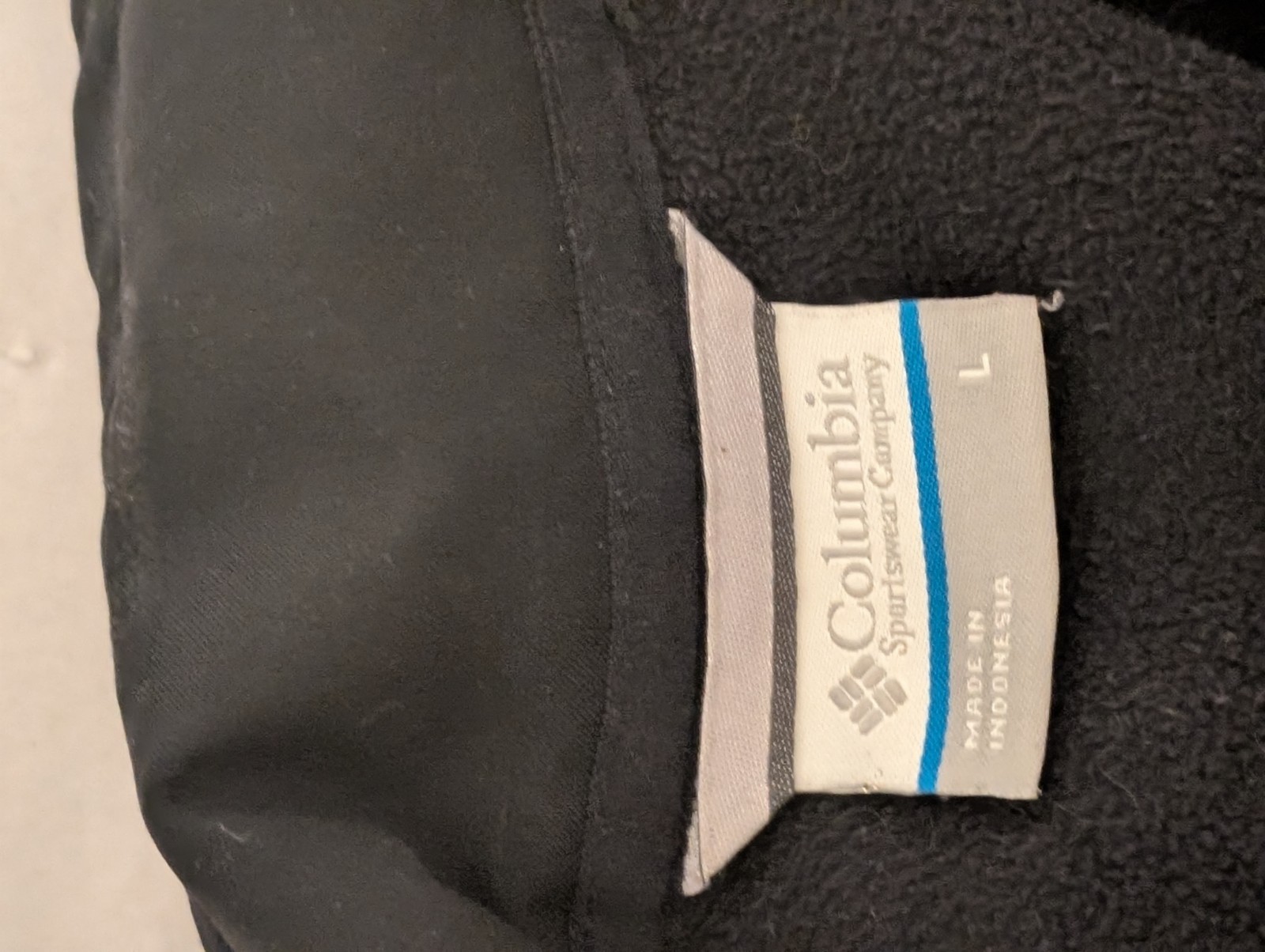 Columbia Black Large 💯 % Polyester Fall - Spring… - image 10