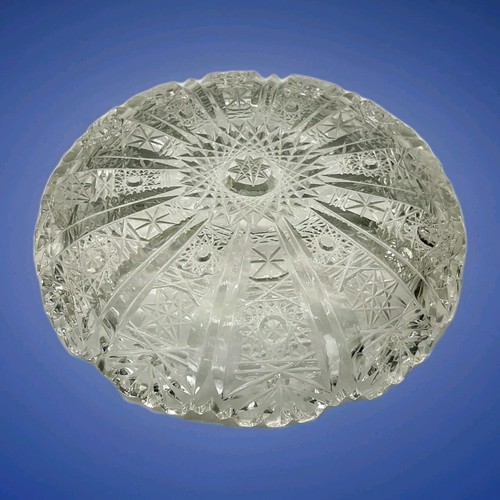 NuCut Cut Glass Crystal Bowl, Star & Arches Pattern - Picture 3 of 3