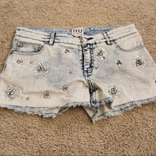 Haute Hippie Size 25 Rhinestones Floral Jewel Light Wash Jean Shorts R416