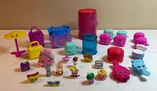 Shopkins - Lot of Figures and Accessories - Baskets, Backpacks, More - 31 Pieces