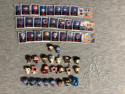 Stranger Things Kinder Joy Funko Pop / KOMPLETT ALLE 24 Figuren/ Inkl. BPZ - Bild 1 von 3