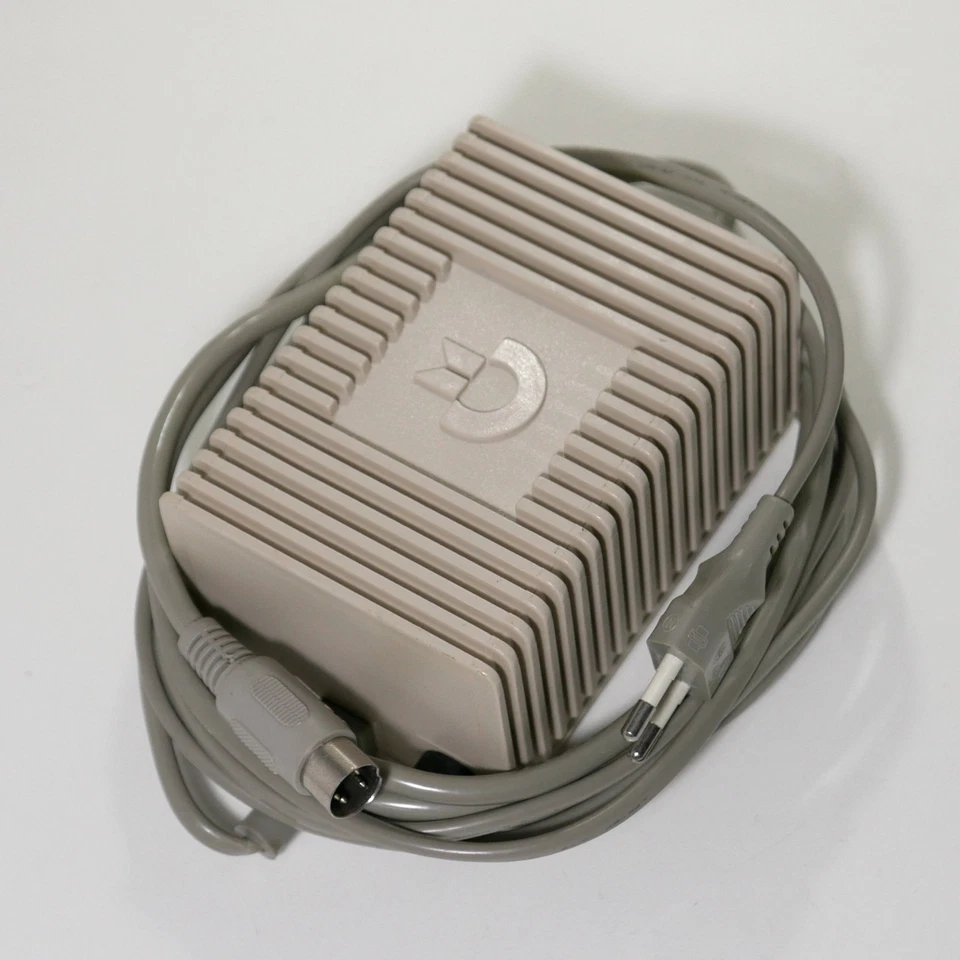 ✅ Alimentatore PSU Commodore 64 C64 Trasformatore Testato Funzionante ⭐⭐⭐⭐⭐ - Immagine 3 di 3