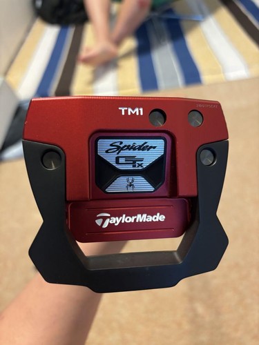 TaylorMade Spider TM1 Putter 33" Red/Black Head Cover Included - Picture 3 of 11
