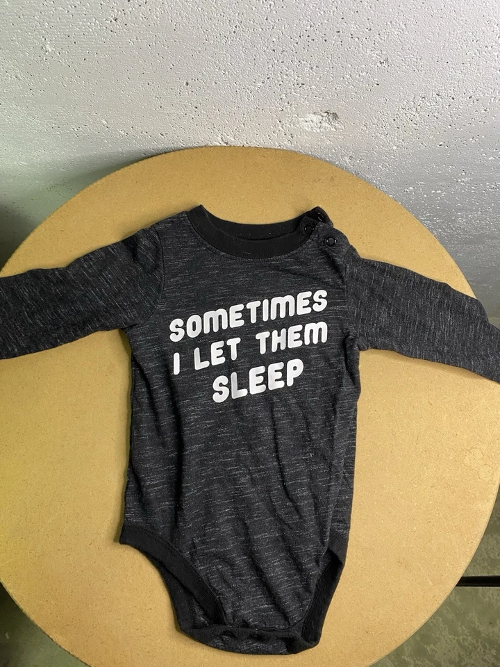 Lote de 2 Conjunto de Una Pieza Niños 12 Meses - Garannimales (Envío Gratis) Foto 2 de 3