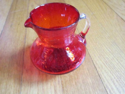 Vintage Decorative Red Crackle Glass Pitcher Clear Attached Handle Small Retro - Picture 3 of 11