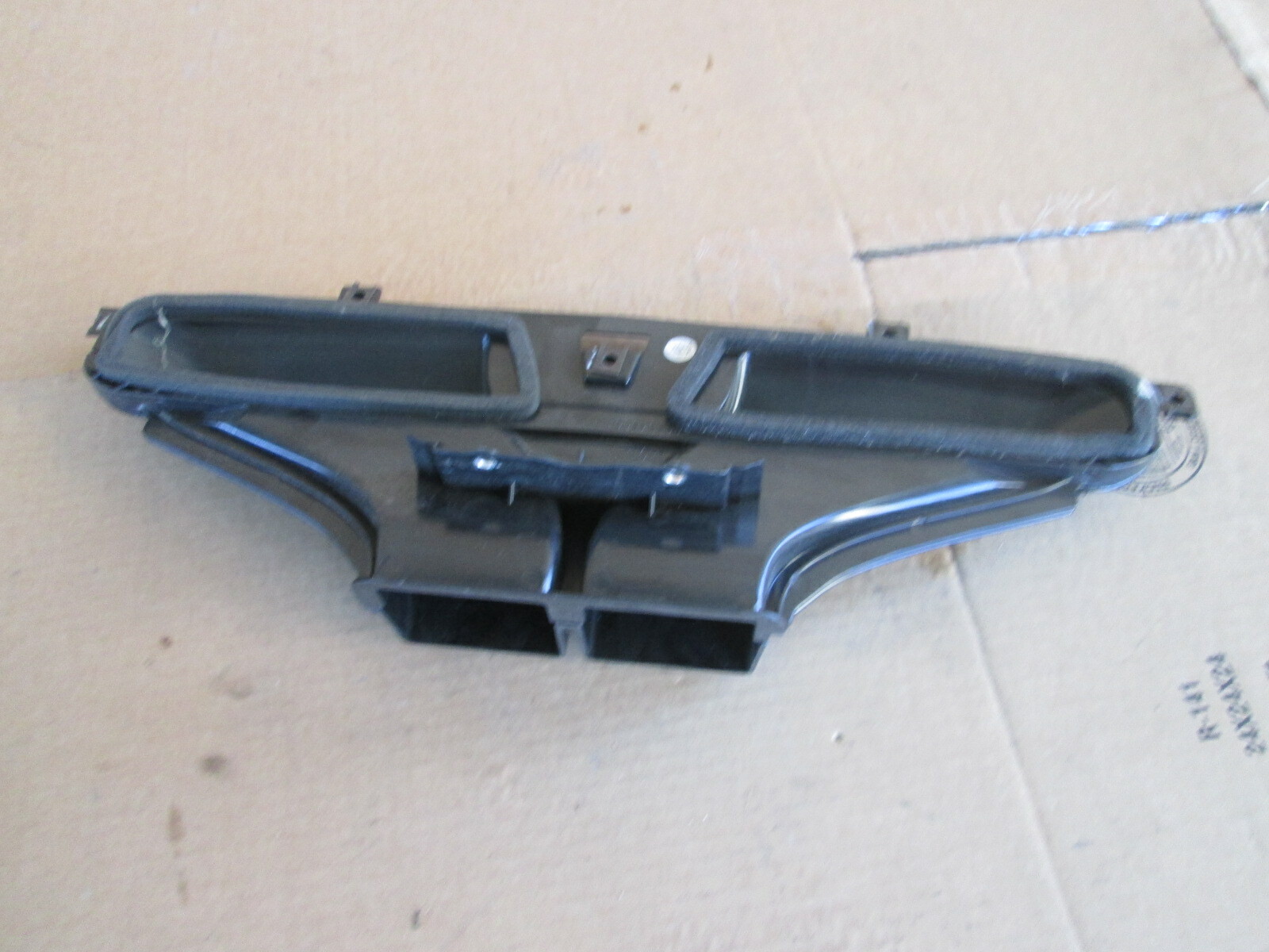 Ferrari California - Dash Intake / Tube / Diffuser / Vents 80551600