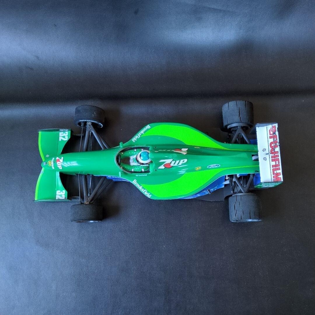 京商ジョーダン1/8 7UP フォーミュラカー グローエンジン　新品タイヤ付き Kyosho Jordan 1/8 7UP Formula F1 Car Nitro Engine With