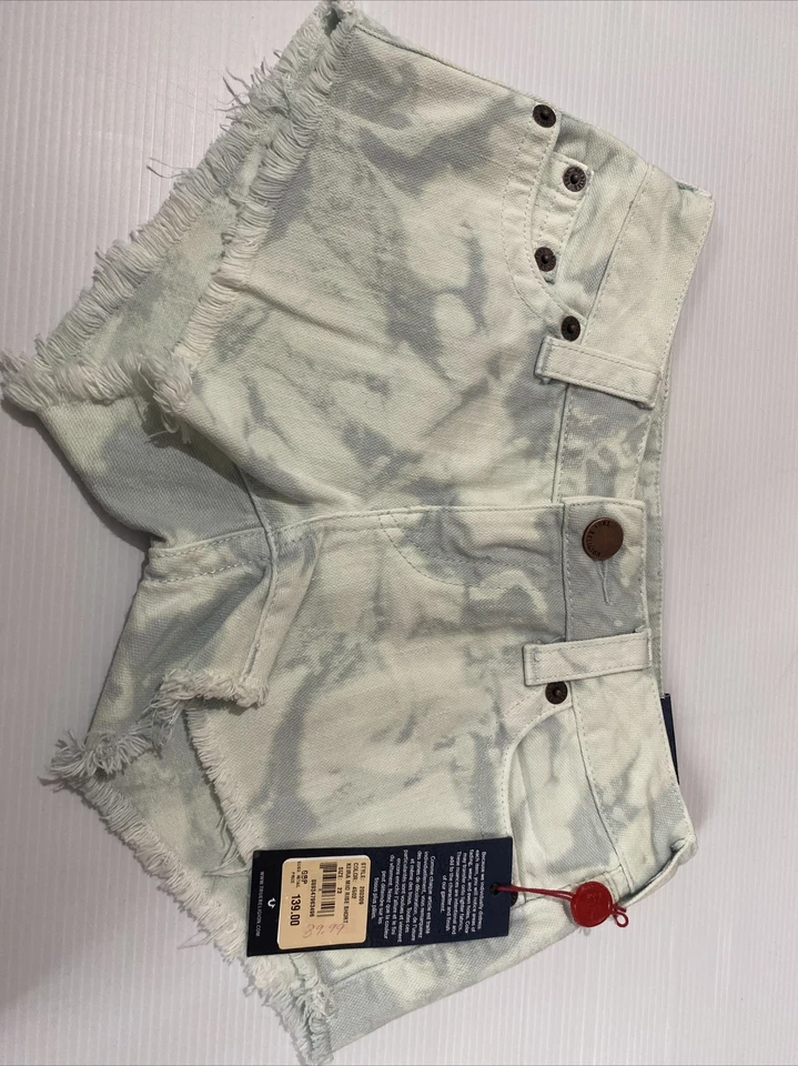 True Religion Jean Shorts Mid Rise Keira W23 RRP £139 - Image 1 of 4