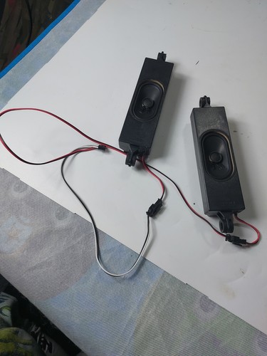 55INCHES LG 55UN70006LA TV KLS 42-WDF413-L01I06 PAIR OF SPEAKERS - Picture 2 of 12