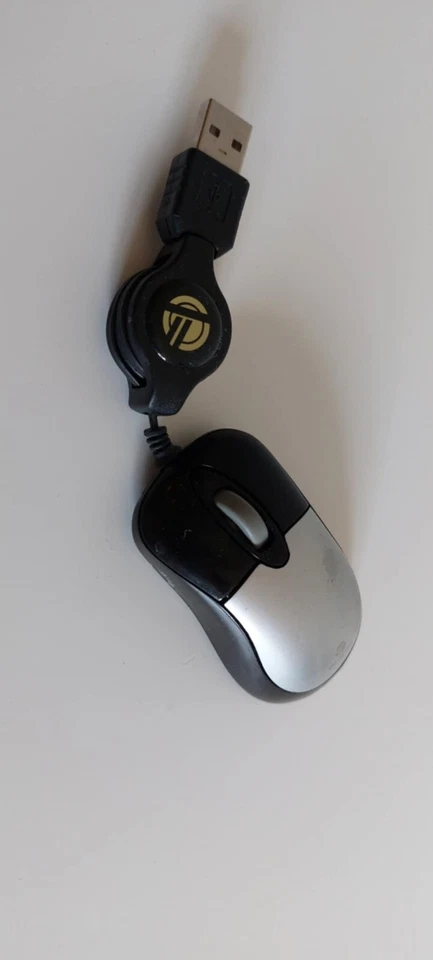 Targus Retractable Travel Mouse USB Optical 3 Button PC Laptop Black Silver - Image 2 of 3