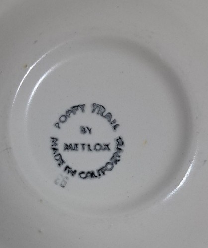Tazas y platillos Metlox Poppytrail esculpidos margarita (4) EE. UU. California - Imagen 5 de 6