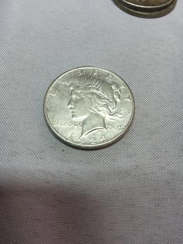 NobleSpirit (JL) Desirable 1924 S Silver Peace Dollar VF Very Fine