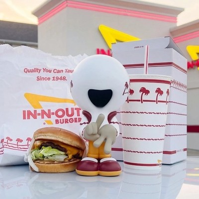 Vandul ANIMAL STYLE 8'' Vinyl Art Figure LE 120 In-And-Out Burger Graffiti New