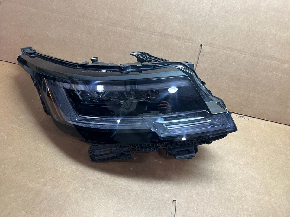 OEM 2023 2024 2025 LAND ROVER RANGE ROVER FARO LED PROYECTOR CUÁDRUPLE DERECHO DIESTRO Foto 2 de 4