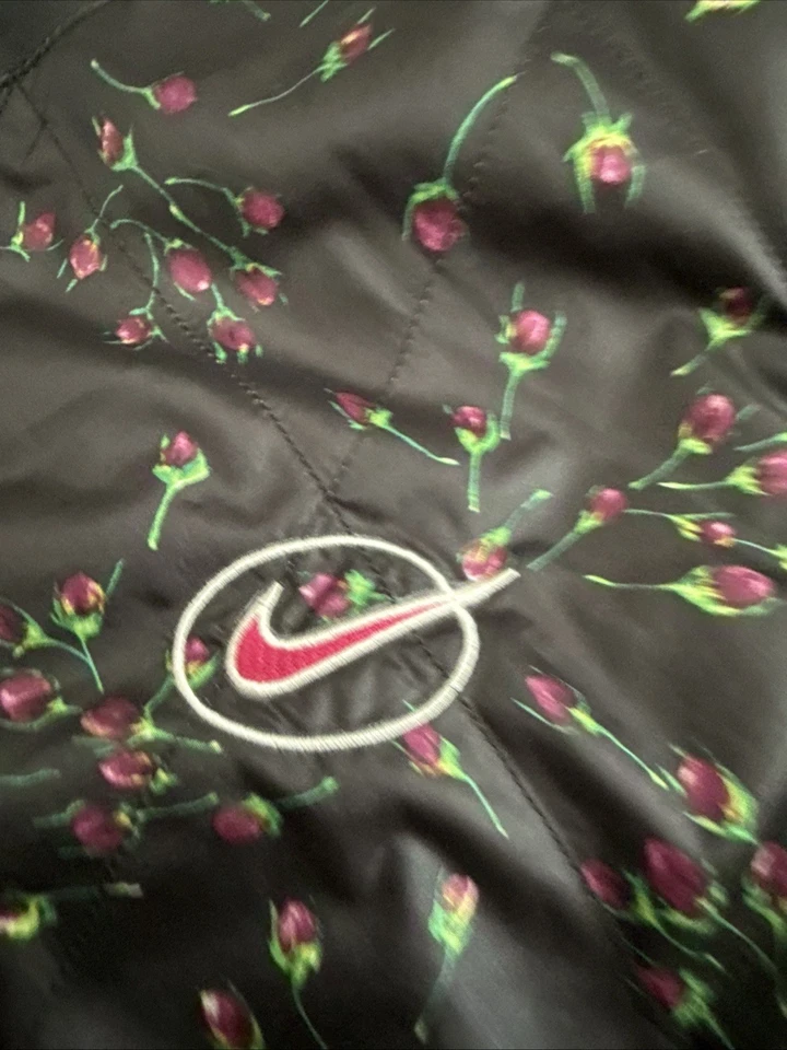 Nike Sportwear Icon Clash 2 en 1 Chaqueta Acolchada DM6292-010 Negro Talla Pequeña Chaleco Foto 2 de 4