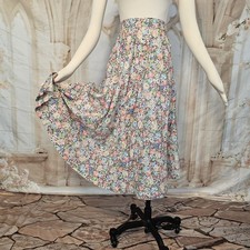 Vintage 1970s Skirt Gathered Waist Floral Print Side Zip Pinup Cottagecore Fairy