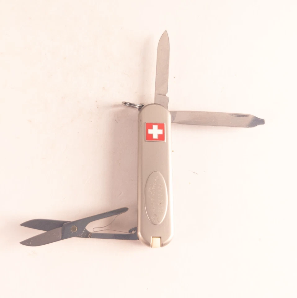 Victorinox Swiss Army Classic SD 58mm JUNGFRAUJOCH TOP OF EUROPE LIMITED EDITION - Image 3 of 4