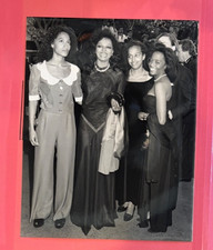1990 DIANA ROSS w/ daughters Candid Original Type 1 Photo 7x9 w/ press note