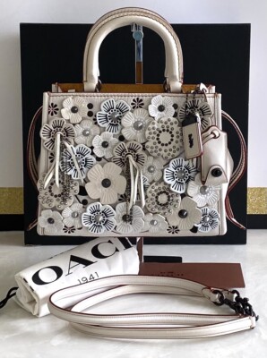 coach rogue 25 tea rose