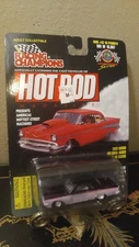 Racing Champions Hot Rod Magazine Issue #52 '63 Plymouth 1 of 19,997 Diecast DD8