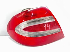 Mercedes-Benz CLK A209 C209 2005 Links Rückleuchte Heckleuchte A2098200164