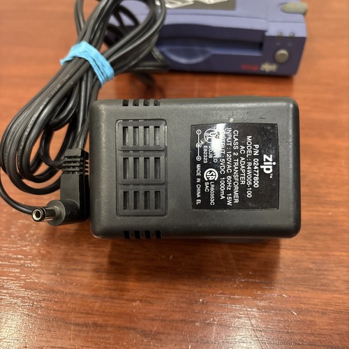 IOMEGA Zip 100 DDXZ100P2 Z100P2 EXTERNAL Zip Drive W/ Adapter ***Powers On - Afbeelding 10 van 18