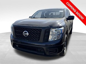 2017 Nissan TITAN S