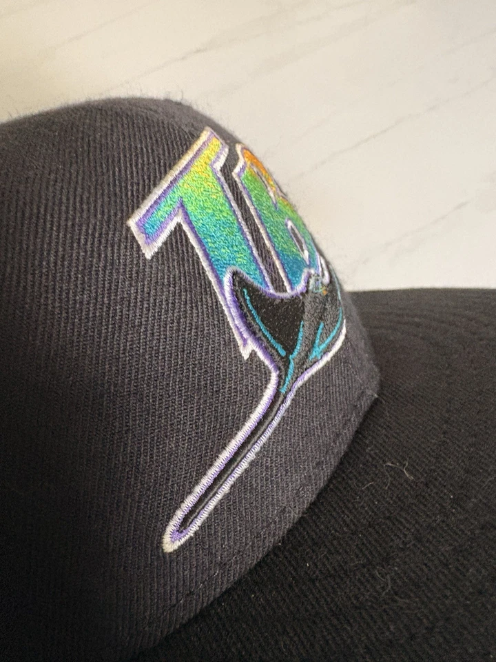 VTG 90s New Era Diamond Collection Tampa Bay Devil Rays 7 1/4 Fitted Hat Cap MLB - Image 3 of 4