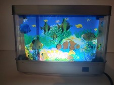 Vintage Living Aquarium Rotating Motion Night Light Moving Ocean Lamp Fish