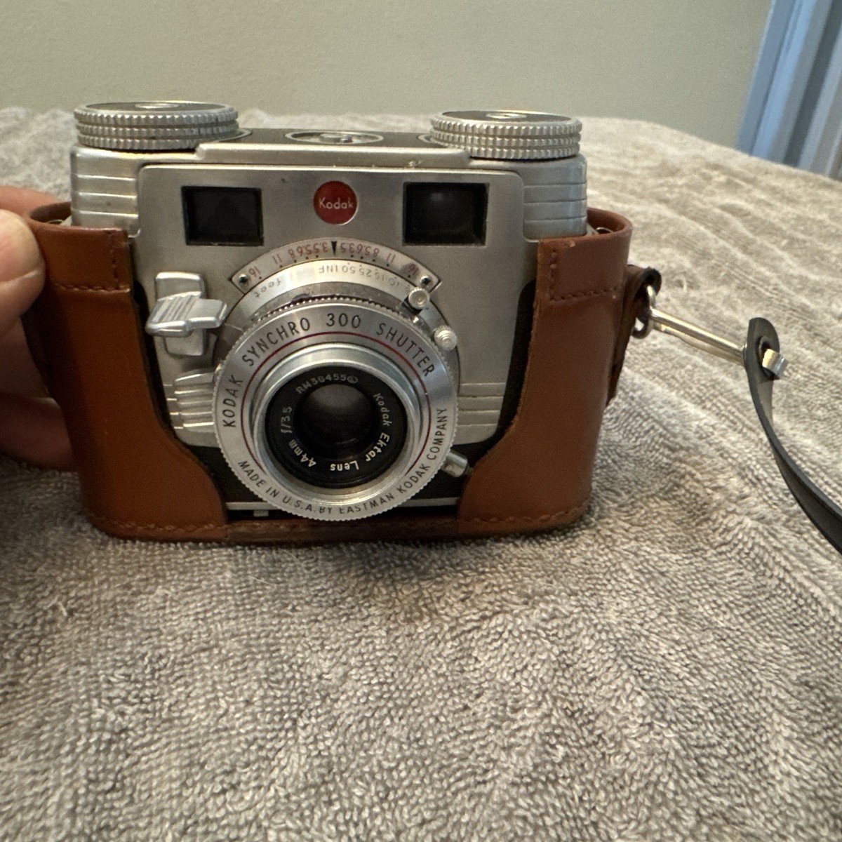 Vintage Kodak Signet 35 Rangefinder Camera 44mm f/3.5 Ektar Lens +