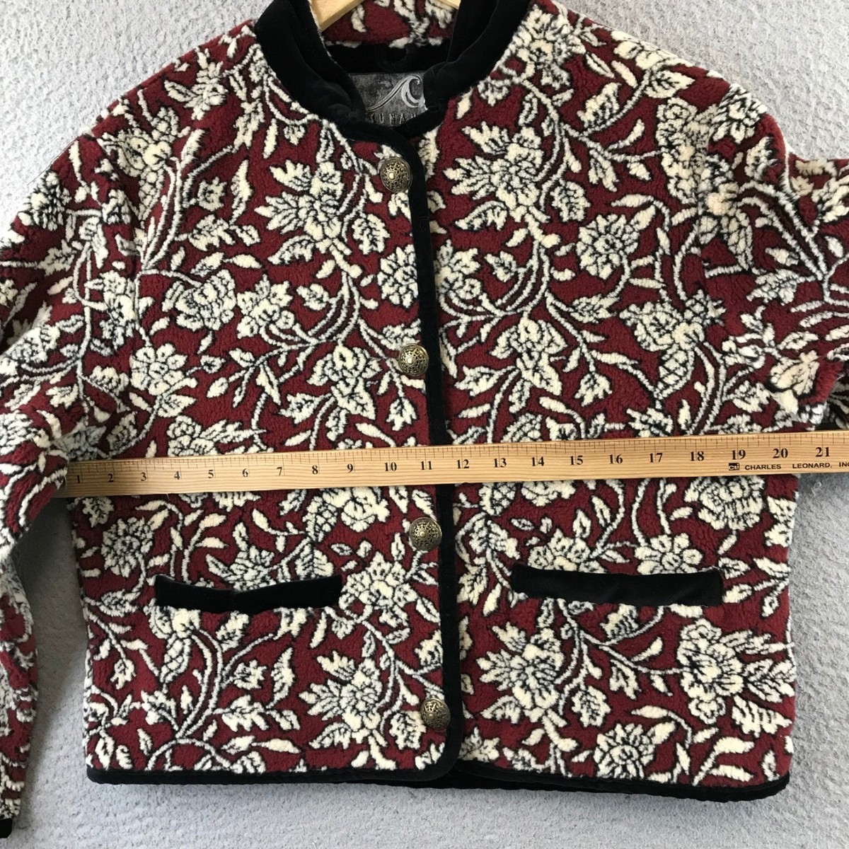 Vintage Tsunami Floral Fleece Jacket Women display picture 1