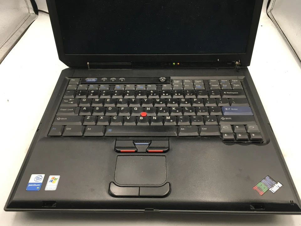 IBM THINKPAD R40 - FOR PARTS/LOCKED BIOS - INTEL PENTIUM M - 128MB RAM -READ- BB - Image 3 of 4