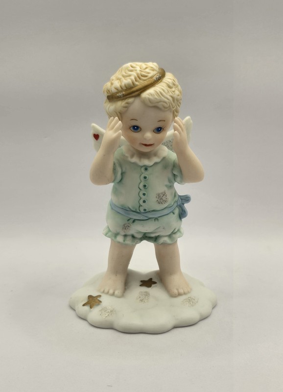Vintage Angel Figurine Bronson Tender Heart 1995 BC Katharine Stevenson Peek Boo