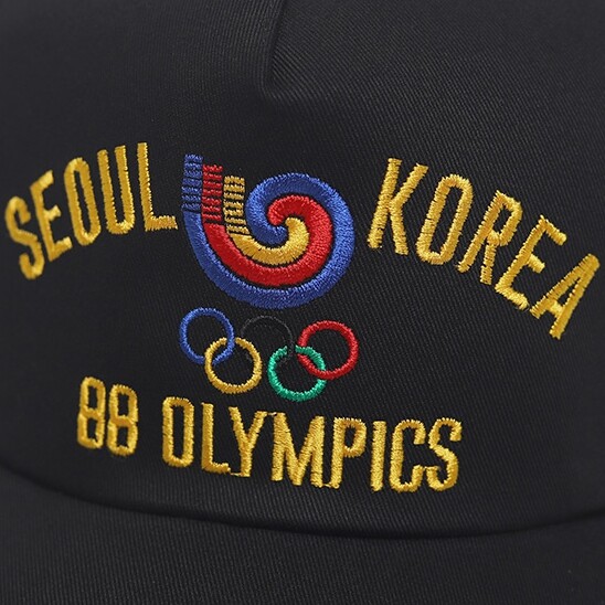 GD x TAEYANG 'GOOD BOY' 88 Seoul Olympic Ring Flag GD x TAEYANG 'GOOD BOY' 88 Seoul Olympic Ring Flag