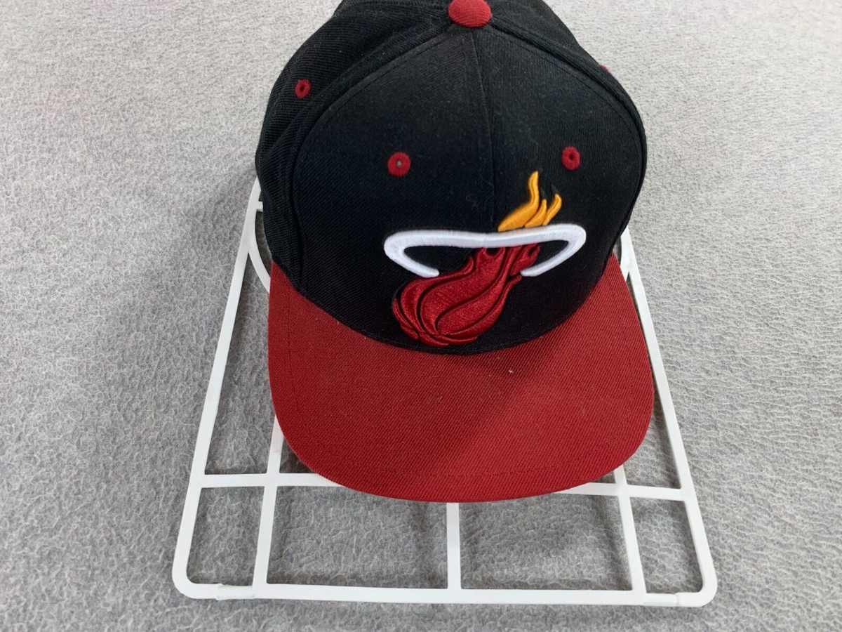Miami Heat Snapback Stitched Logo Game Day Hat (Adult) Wool Blend