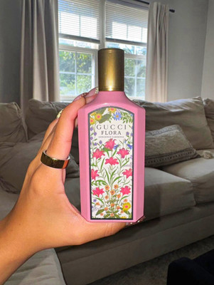 Gucci Flora Gorgeous Gardenia Eau de Parfum EDP Spray 3.3 fl oz Regular
