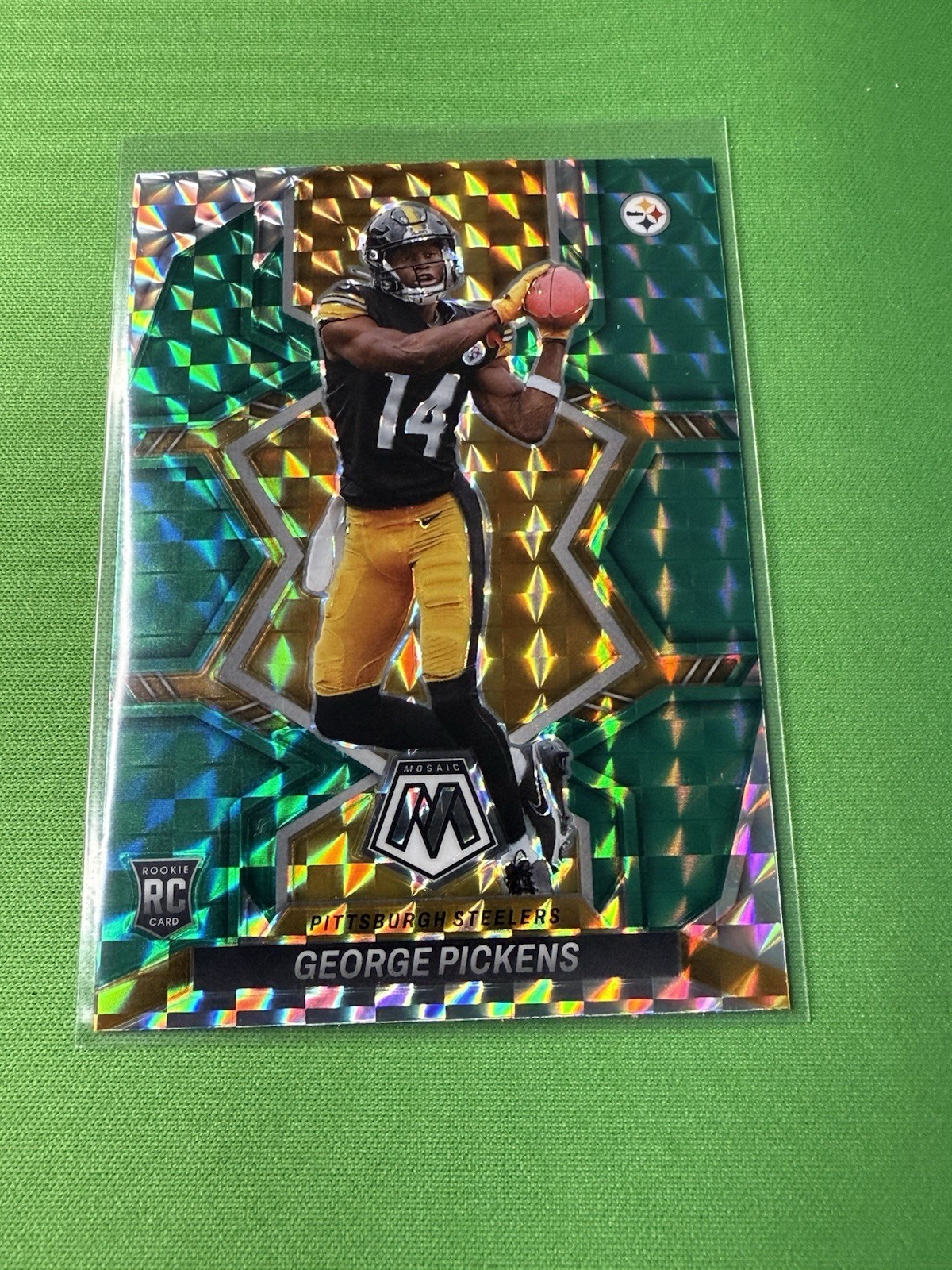 GEORGE PICKENS 2022 Panini Mosaic #318 Green Mosaic Prizm Rookie Card