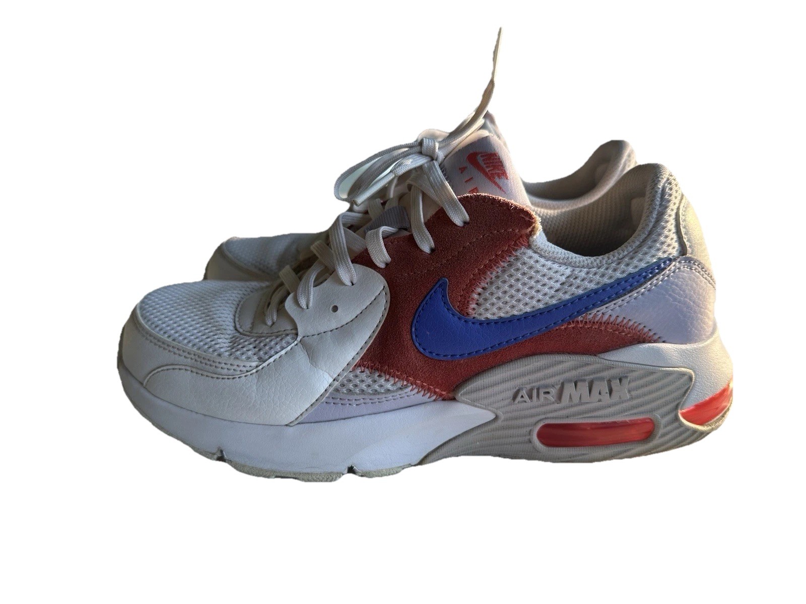 Woman’s Nike Air Max Colorful Sneakers Size 7.5 Woman’s Nike Air Max Colorful Sneakers Size 7.5