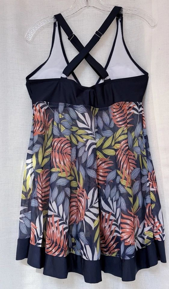 Tankini Top Dos Piezas Azul,Traje Boxer Shorts.Traje de Baño Multicolor Estampado Floral.Talla XL Foto 2 de 4