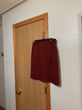 Banana Republic Size 10 Red w/Herringbone Print Wool Knee-Length Skirt - EUC