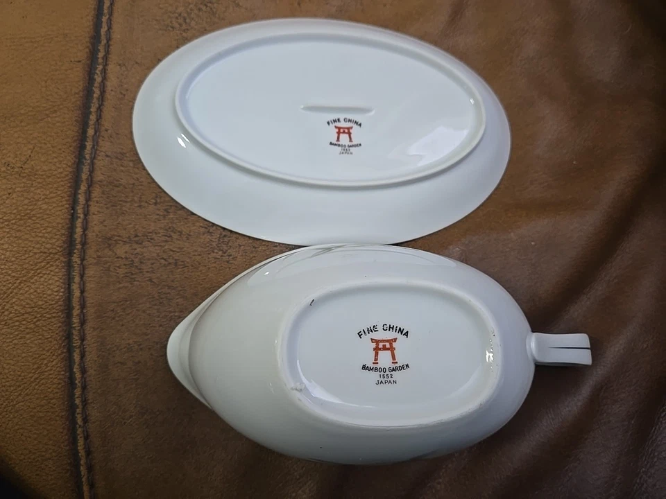 Vintage Fine China Bamboo Garden Japan 1552 Gravy Boat W/ Oval Plate - Image 4 of 4