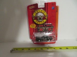 guns n roses toy truck Tráiler Kenworth W900 Guns N Roses New Ray Escala 1/32 main image 0